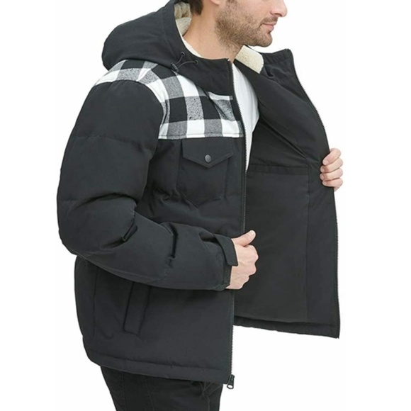 NWOT Levi's Puffer Jacket - Picture 3 of 10